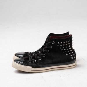 Converse Chuck Taylor CTAS High Black Velvet Spikes Women 8 141621c Sneaker